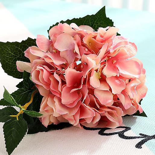 Simulation hydrangea, simulation flower, wedding fake flower California hydrangea wedding arrangement high-end simulation flower розовый
Simulation hydrangea, simulation flower, wedding fake flower California hydrangea wedding arrangement high-end simulation flower розовый