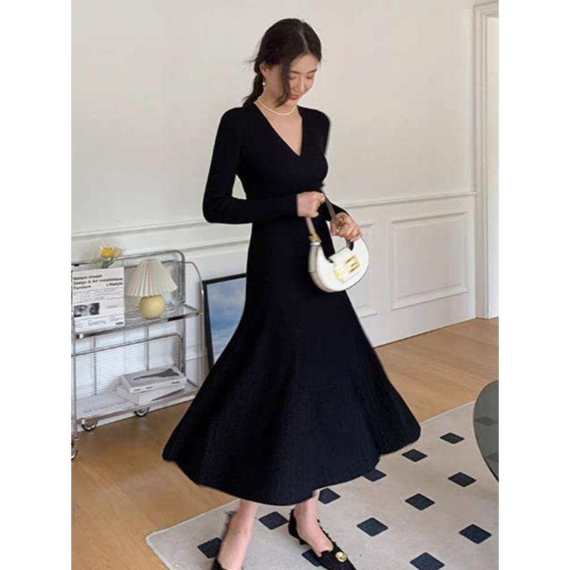 Темперамент Муза Фан Премиум Чувство Низ V-образный вырез Красное маятниковое Вязаное Длинное Платье Осень и Зима XL чёрный
Темперамент Муза Фан Премиум Чувство Низ V-образный вырез Красное маятниковое Вязаное Длинное Платье Осень и Зима XL чёрный