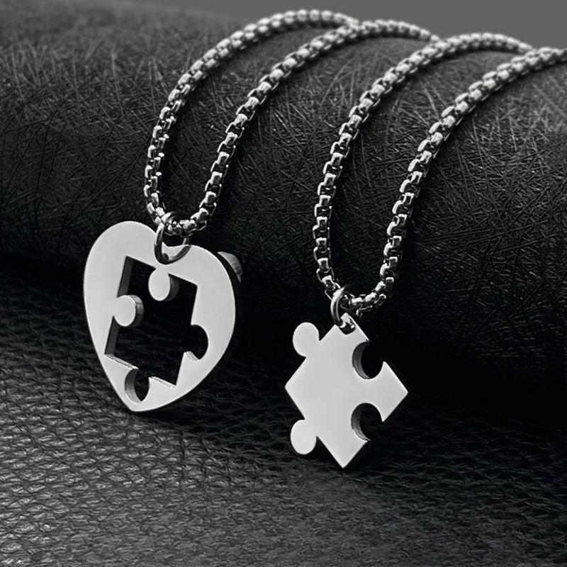 Hot-selling love puzzle splicing necklace fashion trendy couple lettering a pair of titanium steel pendant girlfriend trinkets
Hot-selling love puzzle splicing necklace fashion trendy couple lettering a pair of titanium steel pendant girlfriend trinkets
