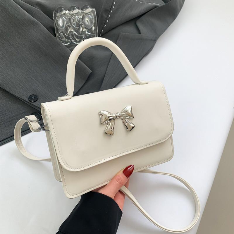 Stylish Small Square Crossbody Bag For Women In Black Blue Pink And White Colors Ideal For Casual Spring Outfits білий
Stylish Small Square Crossbody Bag For Women In Black Blue Pink And White Colors Ideal For Casual Spring Outfits білий