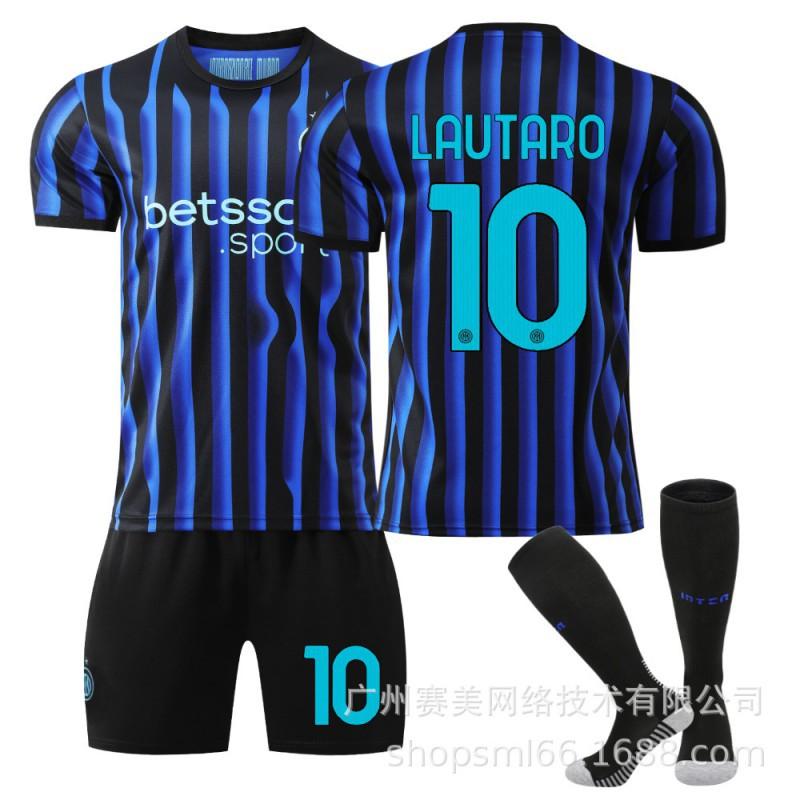 25-26 Inter Milan Football Uniform Home Set No. 10 Lautaro 9 Thuram 23 Barrera Jersey 24#
25-26 Inter Milan Football Uniform Home Set No. 10 Lautaro 9 Thuram 23 Barrera Jersey 24#
