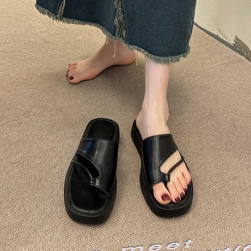 Thick-soled pinch slippers women s summer new niche sandals versatile slippers flip-flops 37
Thick-soled pinch slippers women s summer new niche sandals versatile slippers flip-flops 37