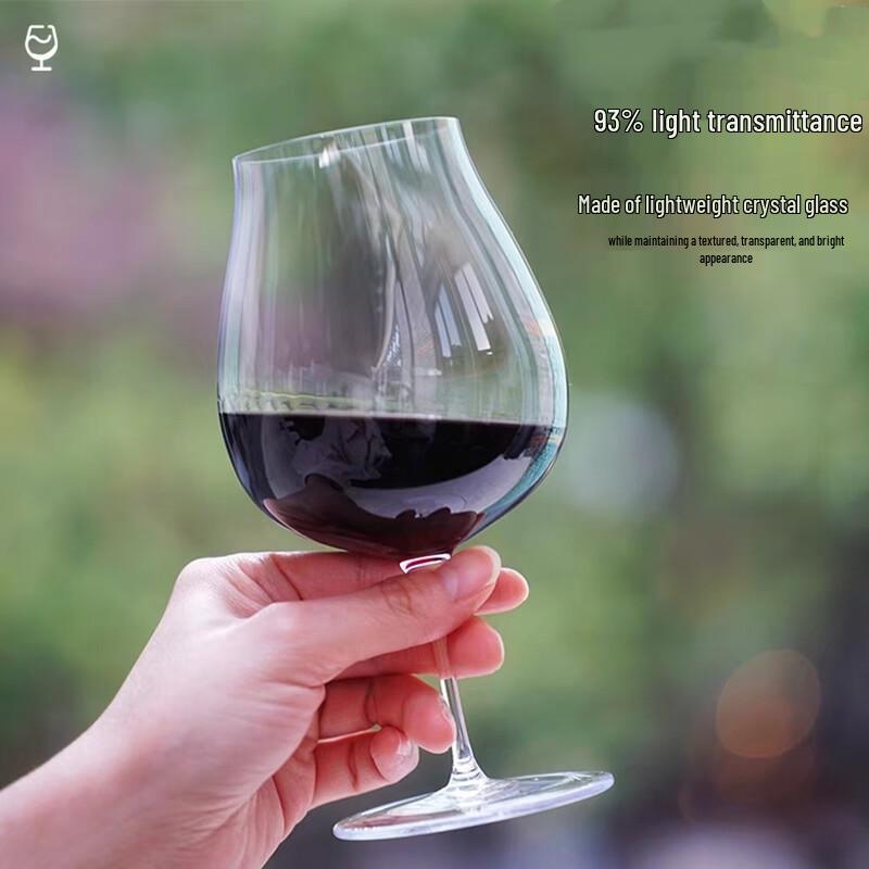 Handcrafted Ultra-Thin Burgundy Wine Glass
Handcrafted Ultra-Thin Burgundy Wine Glass