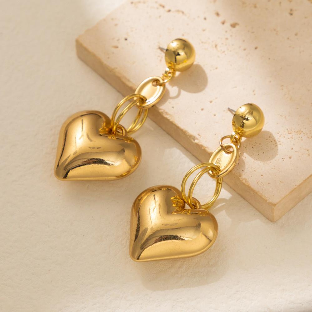 Gold Heart Trendy Pendant Earrings Vintage Geometric Heart Studs Fashion Style Street
Gold Heart Trendy Pendant Earrings Vintage Geometric Heart Studs Fashion Style Street