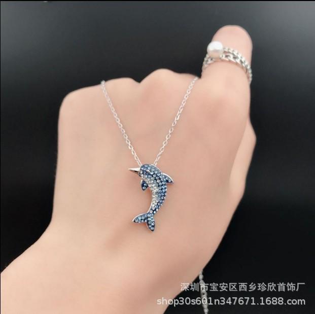 Blue Diamond Dolphin Gradient Women s Luxury Necklace - Ocean Clavicle Chain Choker
Blue Diamond Dolphin Gradient Women s Luxury Necklace - Ocean Clavicle Chain Choker