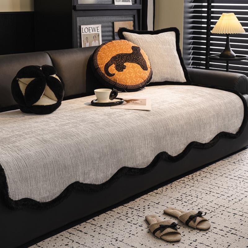 New Special-Shaped Leather Sofa Cushion, Universal In All Seasons, One-Piece Straight Non-Slip Seat Cushion, Sofa Cover Cloth Towel 70*70cm
New Special-Shaped Leather Sofa Cushion, Universal In All Seasons, One-Piece Straight Non-Slip Seat Cushion, Sofa Cover Cloth Towel 70*70cm