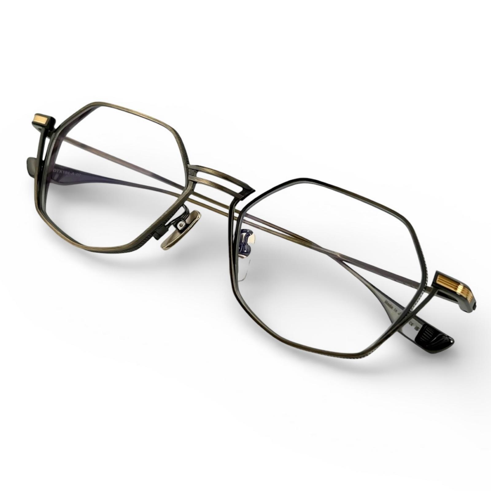 Pristine DITA Glasses LINDSTRUM-THREE Limited Edition Cancer metallic DTX184 Used
Pristine DITA Glasses LINDSTRUM-THREE Limited Edition Cancer metallic DTX184 Used