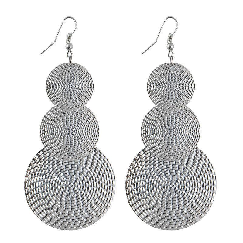 Серебряная серьга-подвеска для женщин
Серебряная серьга-подвеска для женщин