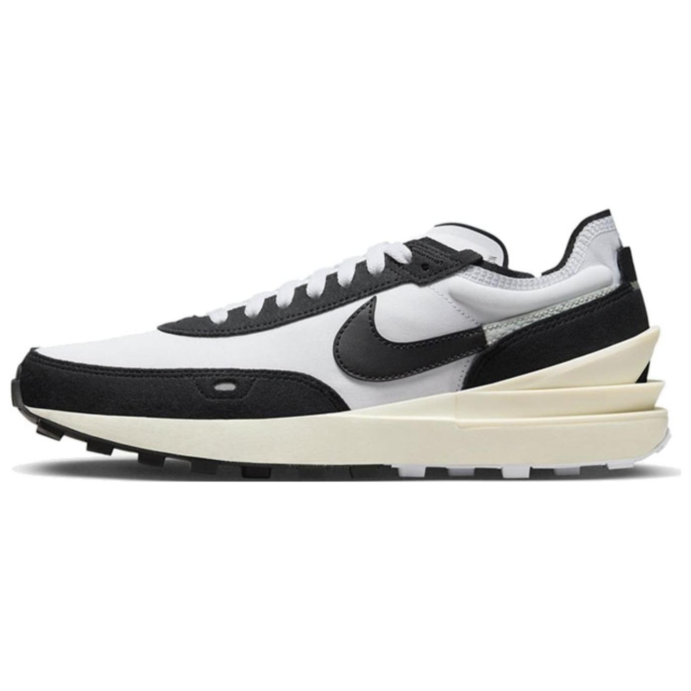 Новые Nike Waffle One SE Panda DZ2527-100 42.5
Новые Nike Waffle One SE Panda DZ2527-100 42.5