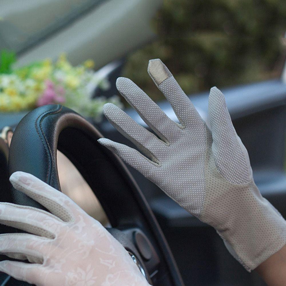 Fishing Touch Screen Pearls Ice Silk Gloves Sunscreen Mittens Driving Gloves Full Finger Gloves
Fishing Touch Screen Pearls Ice Silk Gloves Sunscreen Mittens Driving Gloves Full Finger Gloves