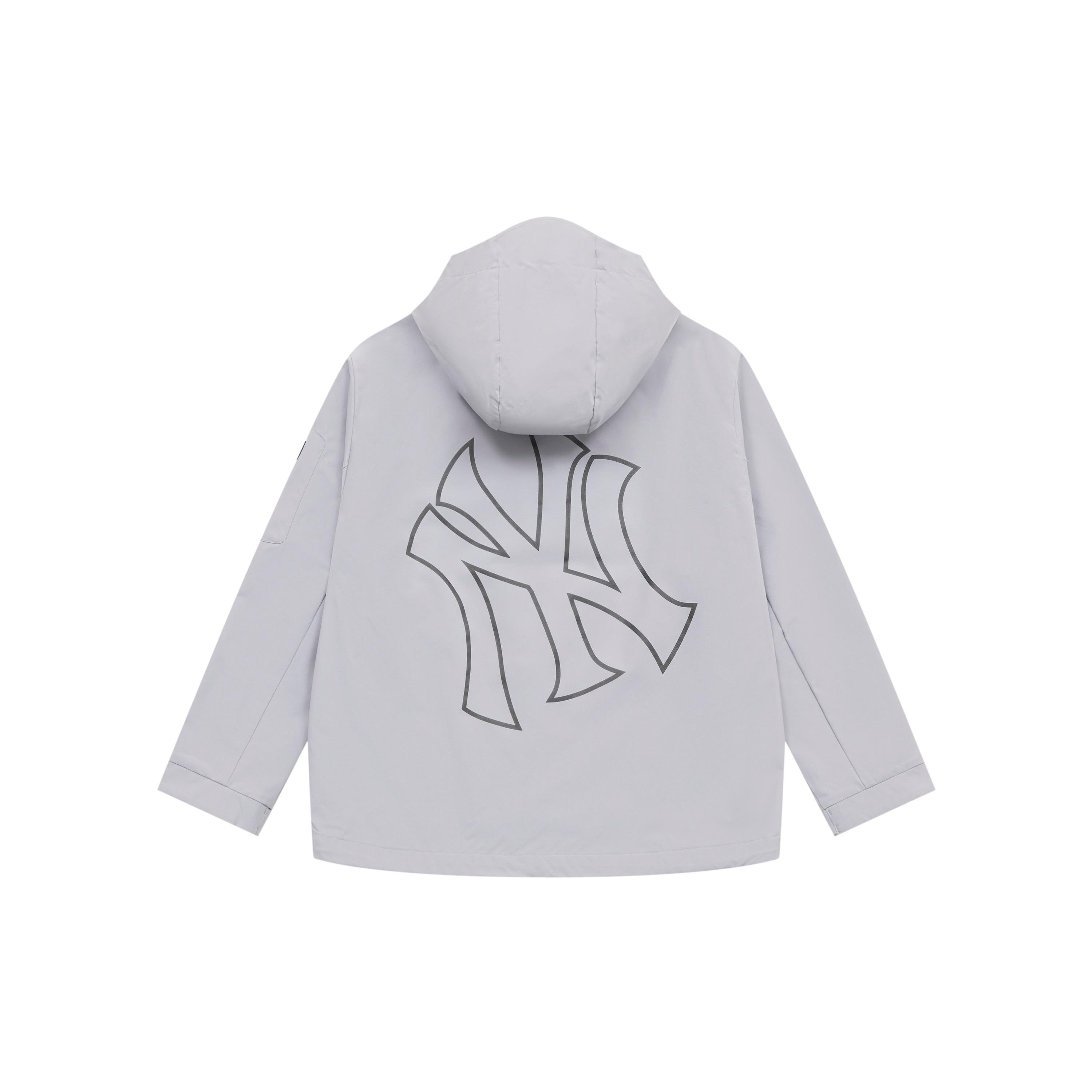 New MLB New York Yankees Basic Collection SS25 Trench Coat Unisex Light Gray 3AWJB0351-50GRL M
New MLB New York Yankees Basic Collection SS25 Trench Coat Unisex Light Gray 3AWJB0351-50GRL M