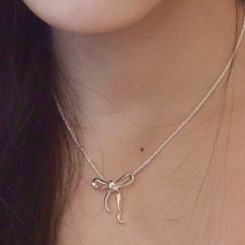 nuavo Balletcore necklace Silver
nuavo Balletcore necklace Silver
