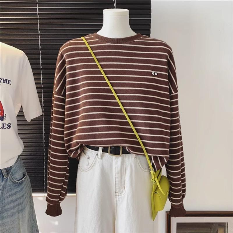 Вышитая полосатая футболка с длинным рукавом женская осенне-зимняя свободная из немецкого бархата утолщенный полосатый длинный топ 2XL темно-коричневого
Вышитая полосатая футболка с длинным рукавом женская осенне-зимняя свободная из немецкого бархата утолщенный полосатый длинный топ 2XL темно-коричневого