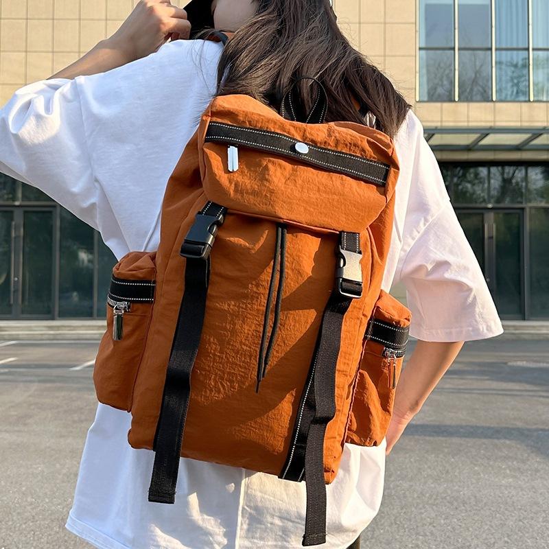 Travel big backpack women s sports mountain climbing backpack men s 2025 new trend versatile leisure student schoolbag білий
Travel big backpack women s sports mountain climbing backpack men s 2025 new trend versatile leisure student schoolbag білий