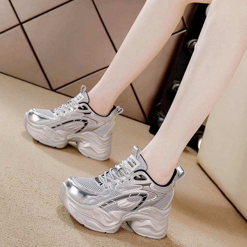 Spring and summer women s shoes new muffin thick-soled wedge heel casual inner height increased by 8 cm casual small dad shoes 34
Spring and summer women s shoes new muffin thick-soled wedge heel casual inner height increased by 8 cm casual small dad shoes 34