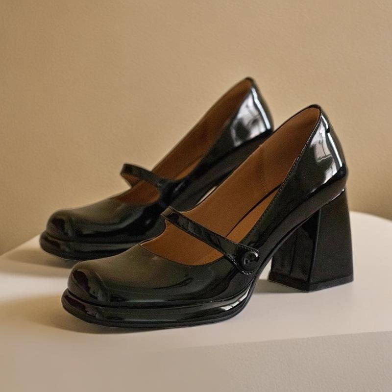 Miao Lu has the same French Xiaoxiangfeng shallow mouth single shoes for women s 2025 spring and autumn new thick heels Mary Jane shoes high heels 35
Miao Lu has the same French Xiaoxiangfeng shallow mouth single shoes for women s 2025 spring and autumn new thick heels Mary Jane shoes high heels 35