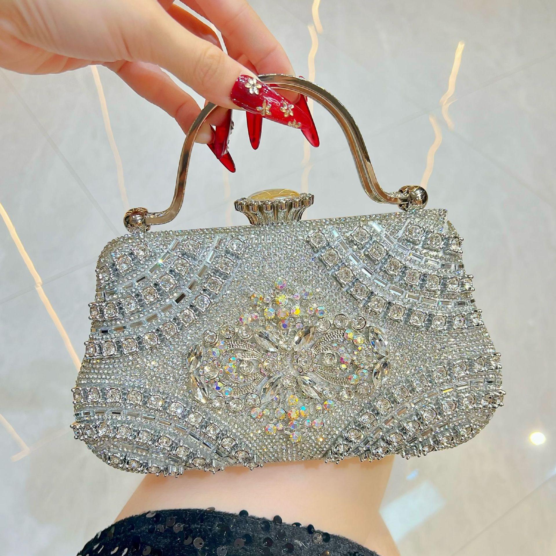 New women s bag, high-end diamond-encrusted luxury handbag, handbag, clutch bag, shoulder messenger bag, dinner bag.
New women s bag, high-end diamond-encrusted luxury handbag, handbag, clutch bag, shoulder messenger bag, dinner bag.