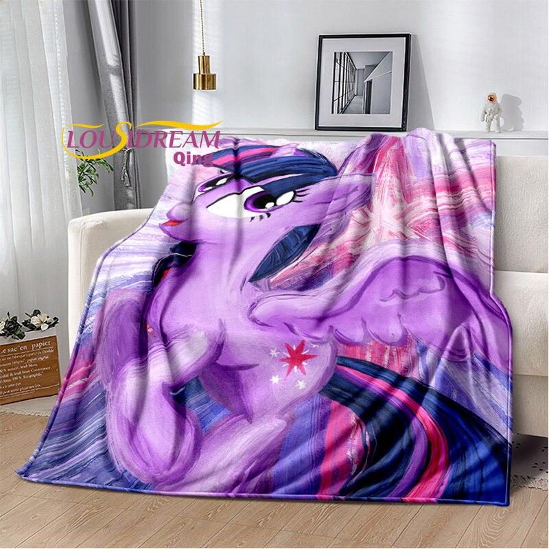 Cartoon Unicorn Little Pony Printed Blanket Flannel Blanket Bed Throw Soft Cartoon Animal Printed Bedspread Sofa Blanket 75x90cm
Cartoon Unicorn Little Pony Printed Blanket Flannel Blanket Bed Throw Soft Cartoon Animal Printed Bedspread Sofa Blanket 75x90cm
