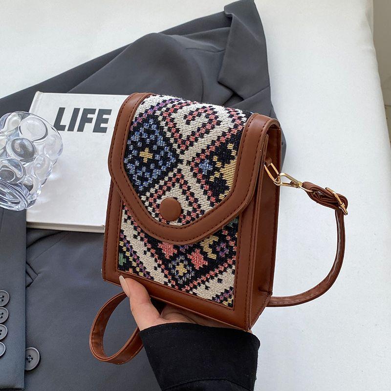 Ethnic Style Women s Ins Niche Style Shoulder Messenger Bag Black without pendant
Ethnic Style Women s Ins Niche Style Shoulder Messenger Bag Black without pendant