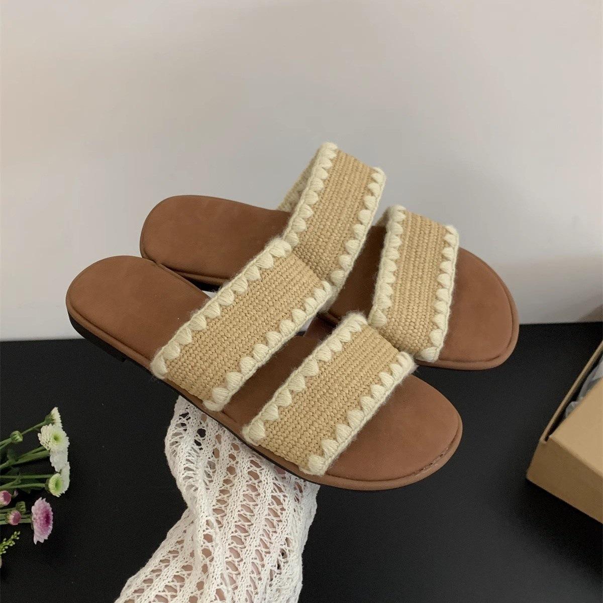 Woven cross-strapped open-toed flat-bottomed slippers for women s summer wear Bohemian seaside vacation beach sandals 35
Woven cross-strapped open-toed flat-bottomed slippers for women s summer wear Bohemian seaside vacation beach sandals 35