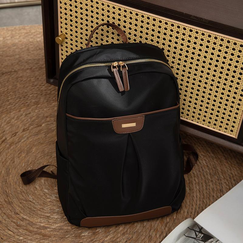 Новая сумка-рюкзак из легкой ткани Оксфорд для путешествий на короткие расстояния для дам, новая школьная сумка для средней школы на весну и лето
Новая сумка-рюкзак из легкой ткани Оксфорд для путешествий на короткие расстояния для дам, новая школьная сумка для средней школы на весну и лето