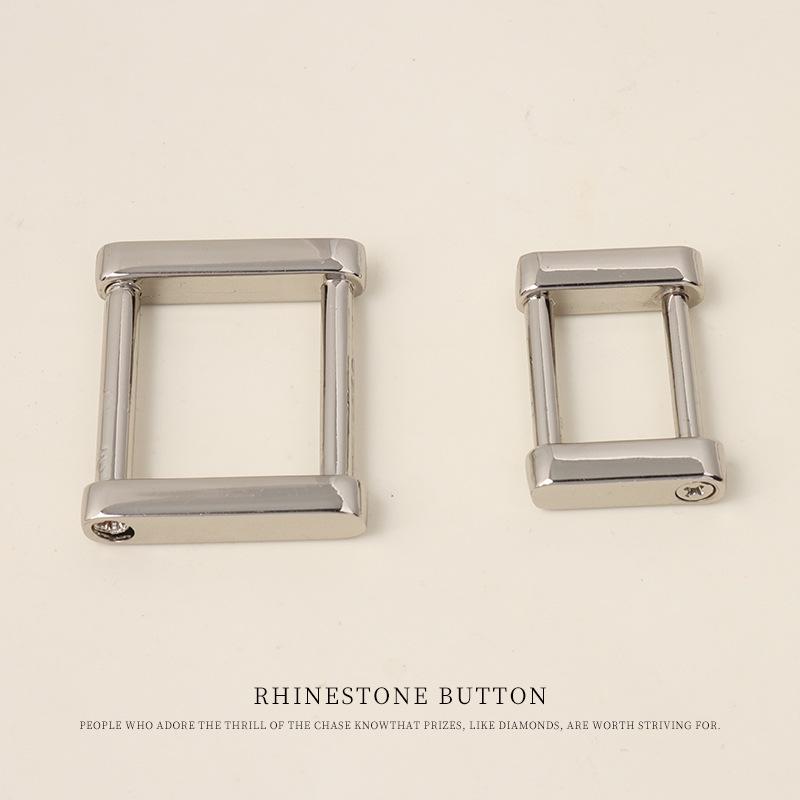 High-End Detachable Bag Strap Hardware: Square, Cross-Shaped, Lock, Snap, and Adjustment Buckles with Screws.
High-End Detachable Bag Strap Hardware: Square, Cross-Shaped, Lock, Snap, and Adjustment Buckles with Screws.