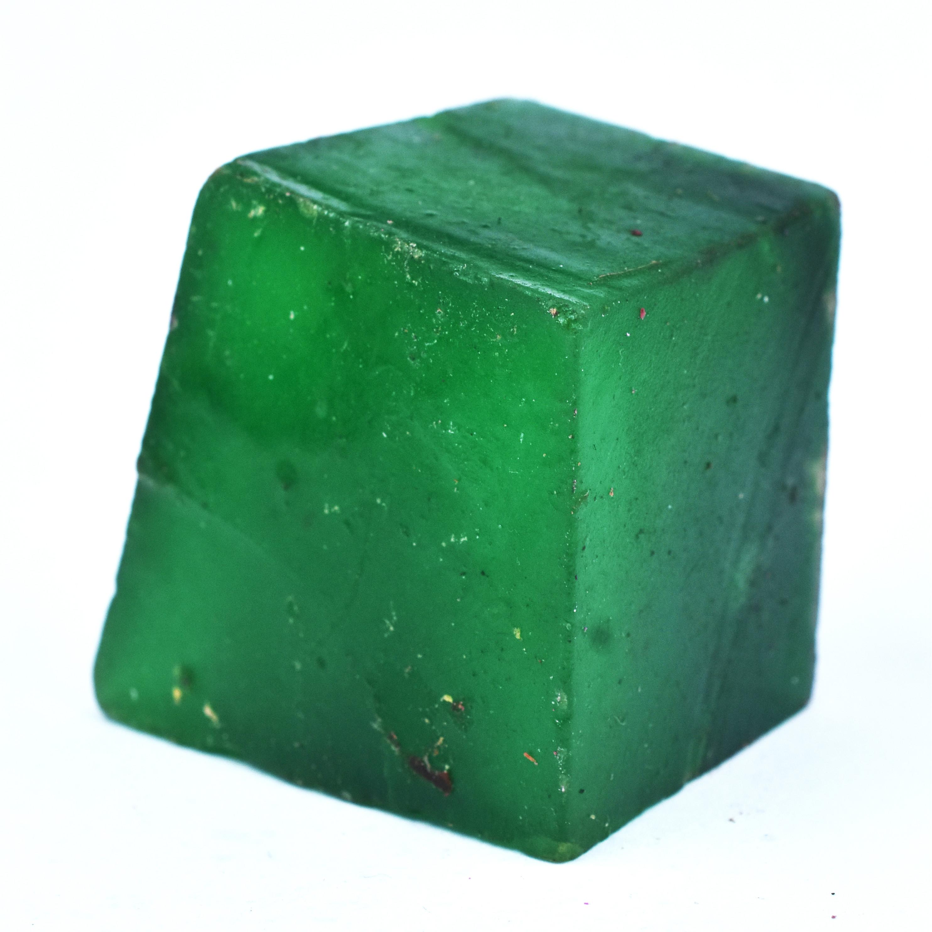 Dyed Green Emerald 208.75ct Rough Certified Loose Gemstone 39.2 mm approx зелений
Dyed Green Emerald 208.75ct Rough Certified Loose Gemstone 39.2 mm approx зелений