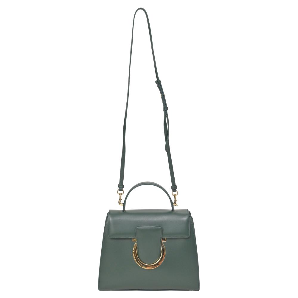 Salvatore Ferragamo Thalia GancIni Shoulder Bag In Olive Green calfskIn Leather Green One Size
Salvatore Ferragamo Thalia GancIni Shoulder Bag In Olive Green calfskIn Leather Green One Size