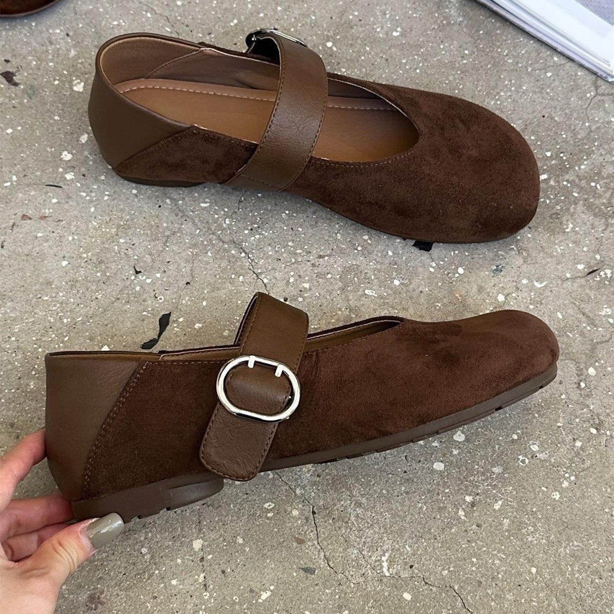 Leopard print Mary Jane shoes women s flat autumn suede retro with skirt soft sole word with light mouth single shoes two wear 40 кавовий
Leopard print Mary Jane shoes women s flat autumn suede retro with skirt soft sole word with light mouth single shoes two wear 40 кавовий