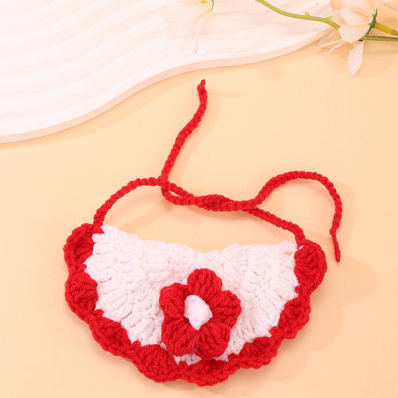 Popular cute pet handmade DIY knitted cat collar decorative saliva towel fashionable versatile scarf small dog popular goods
Popular cute pet handmade DIY knitted cat collar decorative saliva towel fashionable versatile scarf small dog popular goods