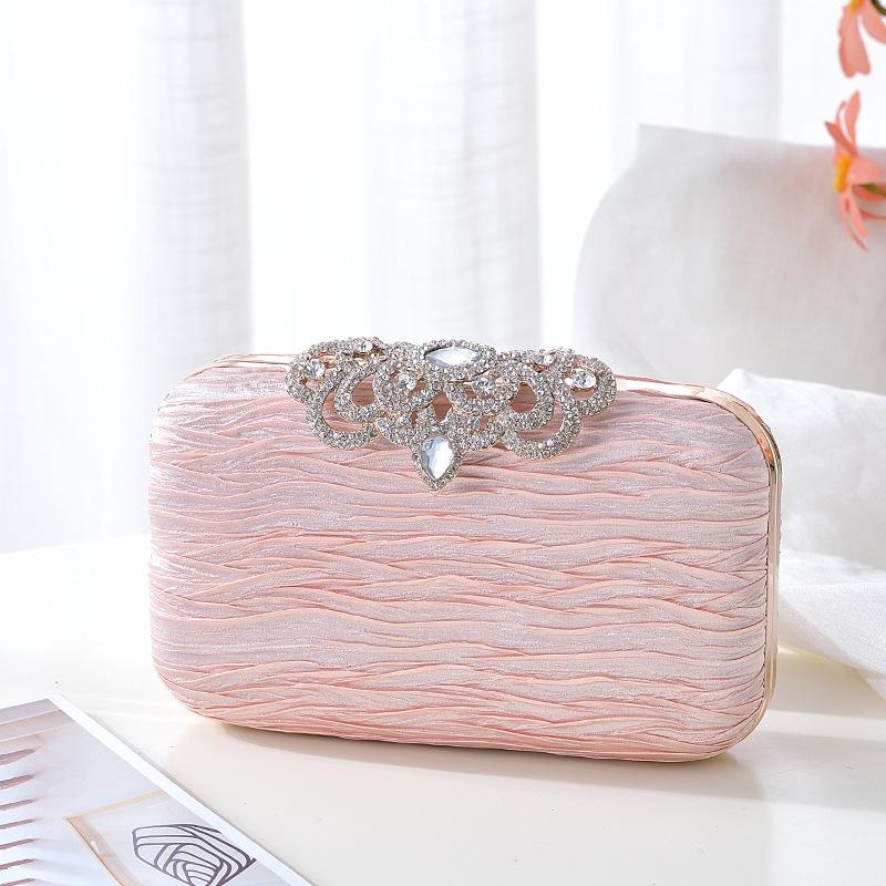 Gift Box Metal Minaudiere Clutch White Evening Bags Handbags Women Socialite Party Prom Bag Bridal Clutches Wedding Clutch Purse
Gift Box Metal Minaudiere Clutch White Evening Bags Handbags Women Socialite Party Prom Bag Bridal Clutches Wedding Clutch Purse
