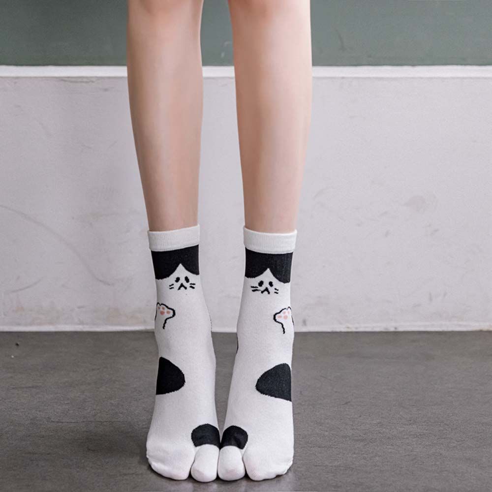 Comfortable Cotton Cartoon Cat Japanese Girls Tabi Sock Two Toe Socks Hosiery Split Toe Socks 03
Comfortable Cotton Cartoon Cat Japanese Girls Tabi Sock Two Toe Socks Hosiery Split Toe Socks 03