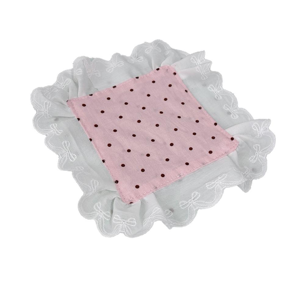 Square Heat-Insulating Mat Washable Lace-Trimmed Mat Multi-Purpose Table Mat Tea Party розовый
Square Heat-Insulating Mat Washable Lace-Trimmed Mat Multi-Purpose Table Mat Tea Party розовый