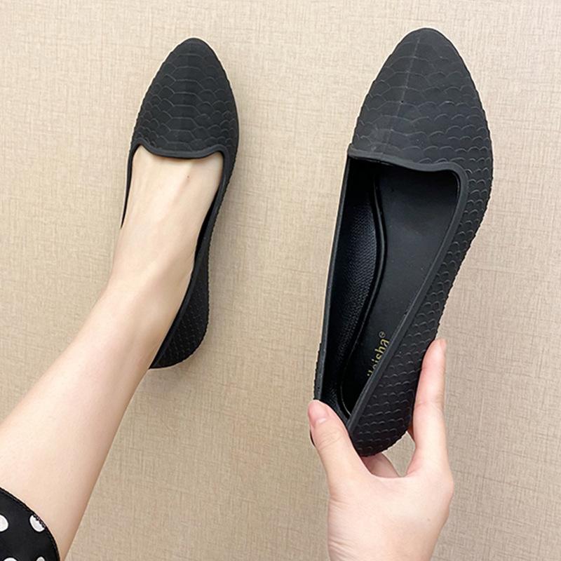 Baotou sandals women s summer new light mouth cool slippers fashion temperament pointed casual thick heel sandals factory 40 рожевий
Baotou sandals women s summer new light mouth cool slippers fashion temperament pointed casual thick heel sandals factory 40 рожевий
