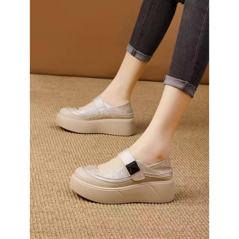 Баотоу римские ретро сандалии женские 2025 новая летняя дышащая полая толстая подошва маффин липучка повседневная женская обувь 40
Баотоу римские ретро сандалии женские 2025 новая летняя дышащая полая толстая подошва маффин липучка повседневная женская обувь 40