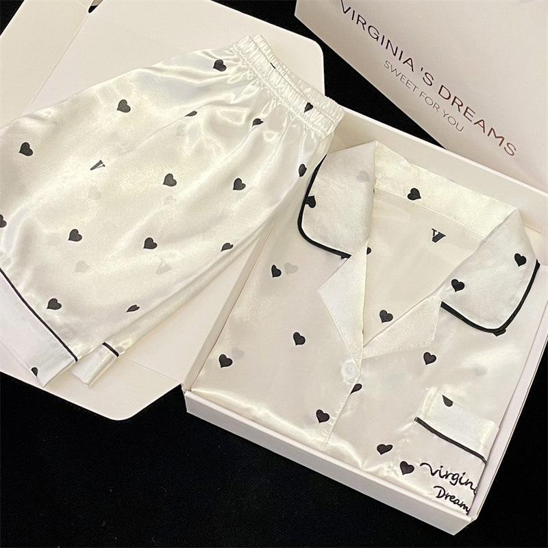 Пижама женская летняя простая с надписью Love, высококачественный костюм для отдыха с коротким рукавом, можно носить на улице 2XL
Пижама женская летняя простая с надписью Love, высококачественный костюм для отдыха с коротким рукавом, можно носить на улице 2XL