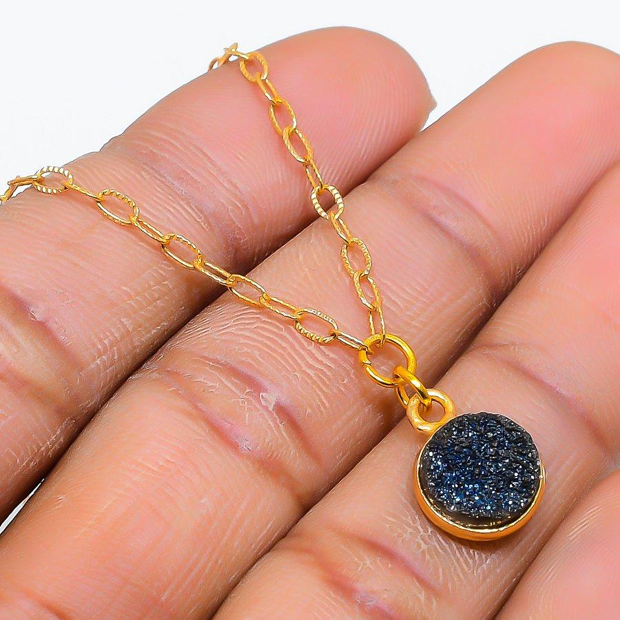 Peacock Titanium Druzy Gemstone 925 Sterling Silver Jewelry Necklace 20 GK-5023
Peacock Titanium Druzy Gemstone 925 Sterling Silver Jewelry Necklace 20 GK-5023