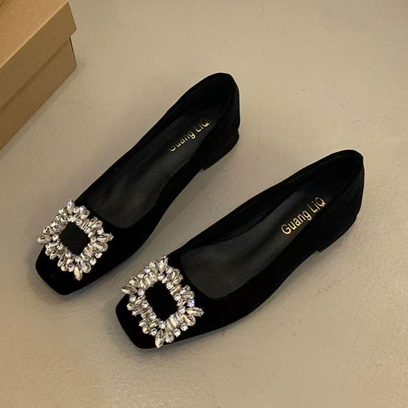 Черные туфли на высоком каблуке женские толстые каблуки 2025 весна и осень новые стразы универсальный французский темперамент Мэри Джейн одинарная обувь женская голова 35
Черные туфли на высоком каблуке женские толстые каблуки 2025 весна и осень новые стразы универсальный французский темперамент Мэри Джейн одинарная обувь женская голова 35