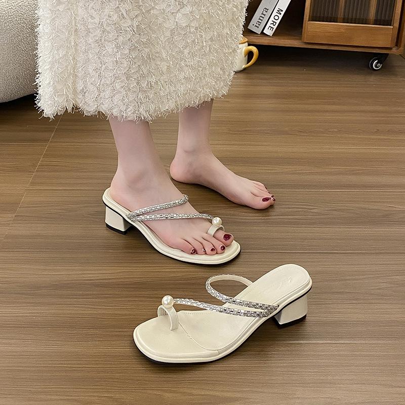 Fashion slope heel set toe cool slippers summer new versatile casual slippers wear women s shoes versatile slippers 35
Fashion slope heel set toe cool slippers summer new versatile casual slippers wear women s shoes versatile slippers 35
