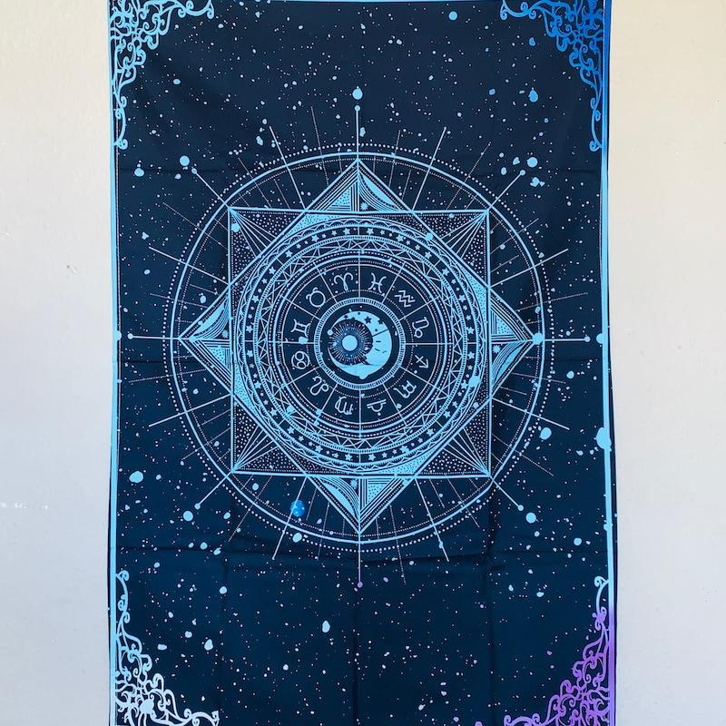 Tapestry hippie Bohemia 75x100 чорний
Tapestry hippie Bohemia 75x100 чорний