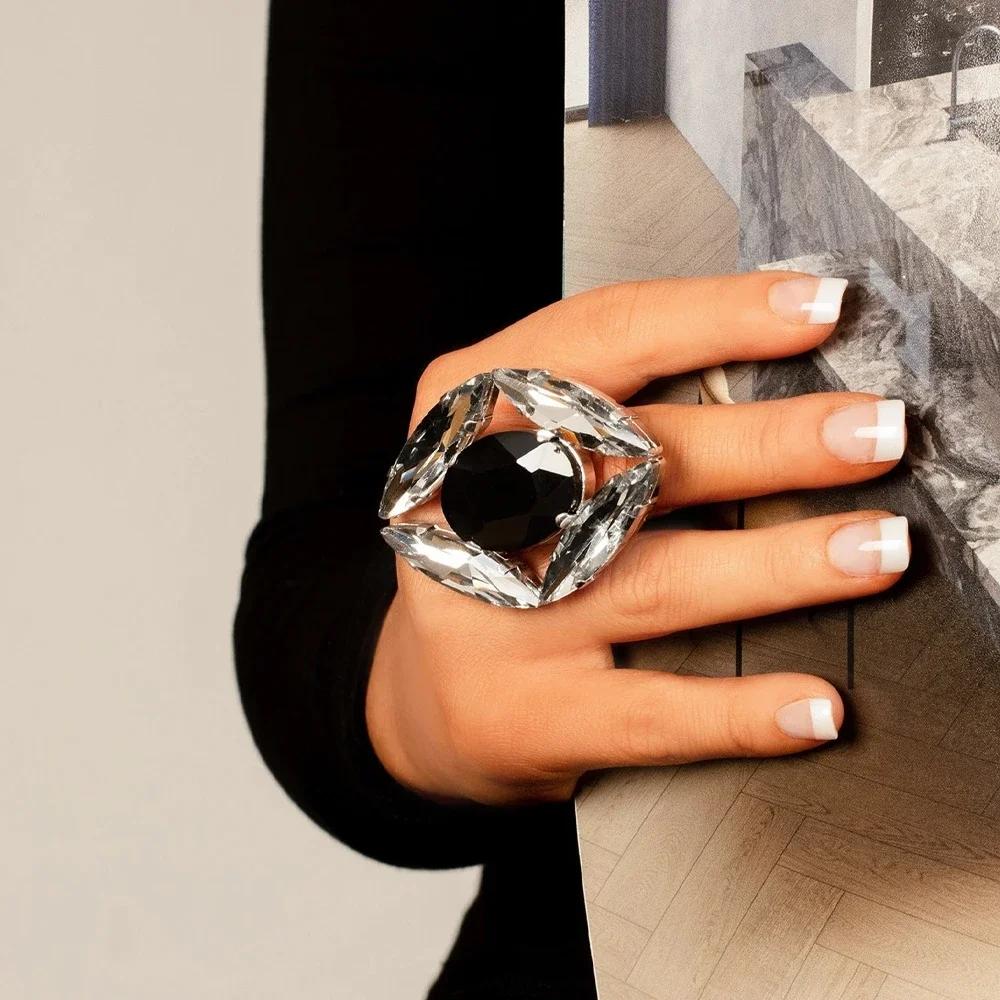 Stonefans Bridal Black Large Crystal Rings Women Finger Accessories 2024 Wedding Bling Statement Open Ring Adjustable Jewelry
Stonefans Bridal Black Large Crystal Rings Women Finger Accessories 2024 Wedding Bling Statement Open Ring Adjustable Jewelry