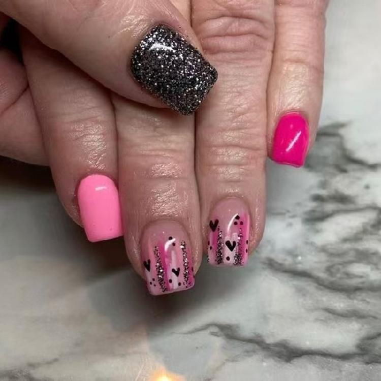 Pack of 24 Valentine’s Day Press on Nail French Glittering Heart Pattern Faux Nail for Parties Dates Weddings 1
Pack of 24 Valentine’s Day Press on Nail French Glittering Heart Pattern Faux Nail for Parties Dates Weddings 1