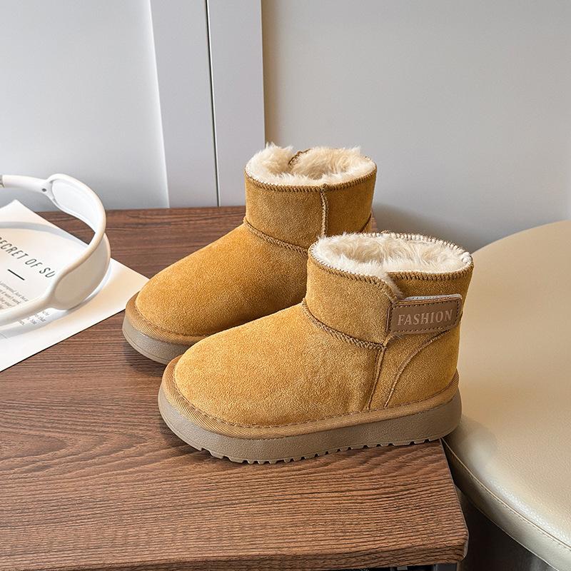 Girls cotton shoes, children s snow boots, new winter Maillard cotton boots, plush and fleece-lined warm Birkenstock short boots 32-37One Hand6Double жовтий
Girls cotton shoes, children s snow boots, new winter Maillard cotton boots, plush and fleece-lined warm Birkenstock short boots 32-37One Hand6Double жовтий