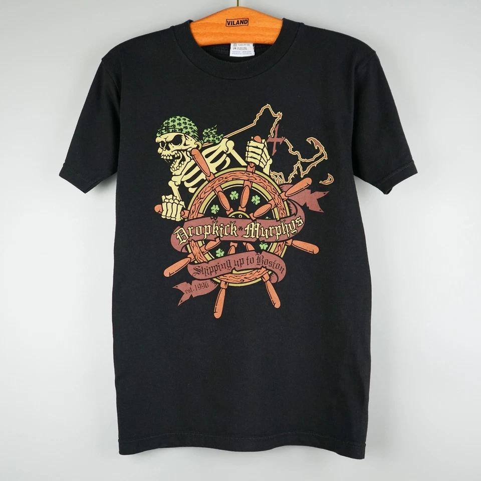 Vintage 2005 Dropkick Murphys t-shirt Shipping Up to Boston 2XL
Vintage 2005 Dropkick Murphys t-shirt Shipping Up to Boston 2XL