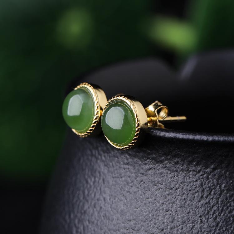 Chinese Antique-Inspired Green Jade & Gold-Plated Sterling Silver Stud Earrings for Women 925 Silver Gold Plated
Chinese Antique-Inspired Green Jade & Gold-Plated Sterling Silver Stud Earrings for Women 925 Silver Gold Plated