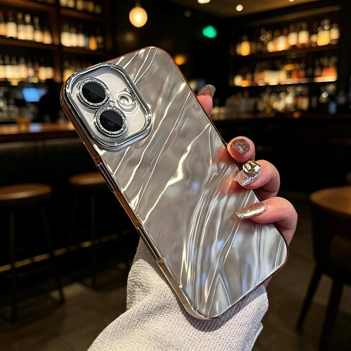 Luxury Pleated Water Ripple Case for iPhone 16/14 and Apple 15 Pro Max iPhone 17 Pro
Luxury Pleated Water Ripple Case for iPhone 16/14 and Apple 15 Pro Max iPhone 17 Pro