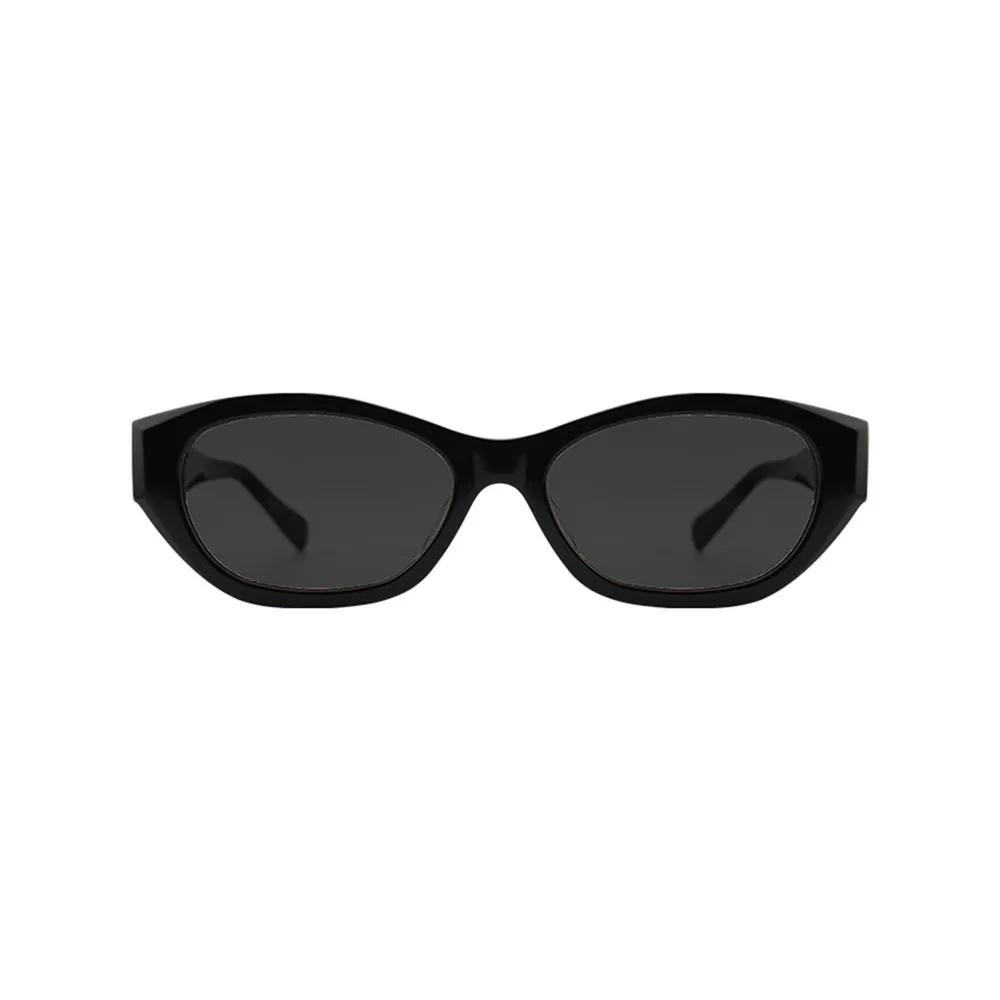 Sunglasses VVE70/BLK
Sunglasses VVE70/BLK