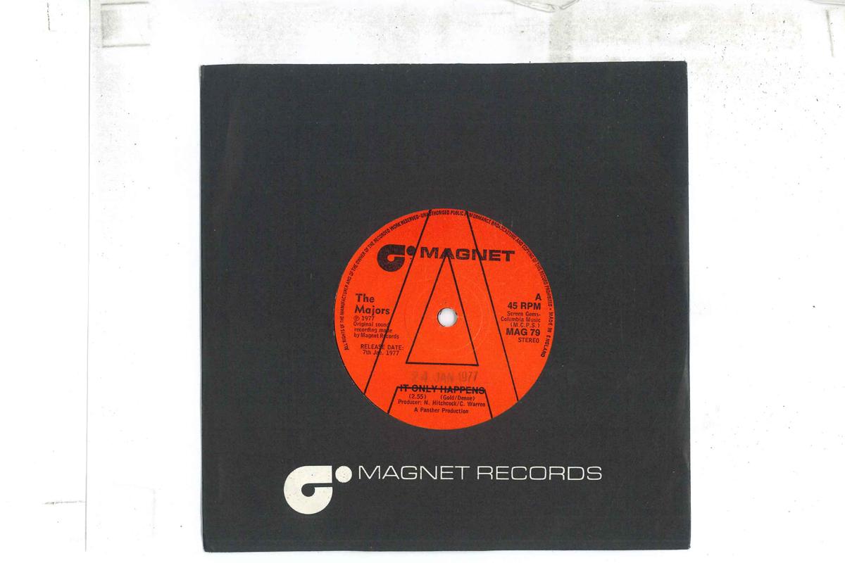 7inch Record MAJORS - It Only Happens / One Sided Love Af MAG79PROMO MAGNET 1977 UK Soul/Funk Used
7inch Record MAJORS - It Only Happens / One Sided Love Af MAG79PROMO MAGNET 1977 UK Soul/Funk Used