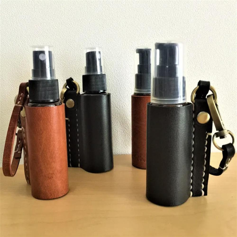 Case Refillable Bottles Reusable Bottle Hand Sanitizer Keychain Spray Bottle Keychain Holder світло-коричневого кольору
Case Refillable Bottles Reusable Bottle Hand Sanitizer Keychain Spray Bottle Keychain Holder світло-коричневого кольору