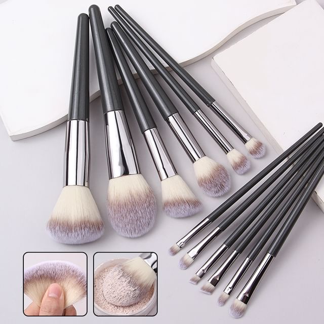 REGENBOOG - Set of 12: Makeup Brush Dark Gray & Silver
REGENBOOG - Set of 12: Makeup Brush Dark Gray & Silver